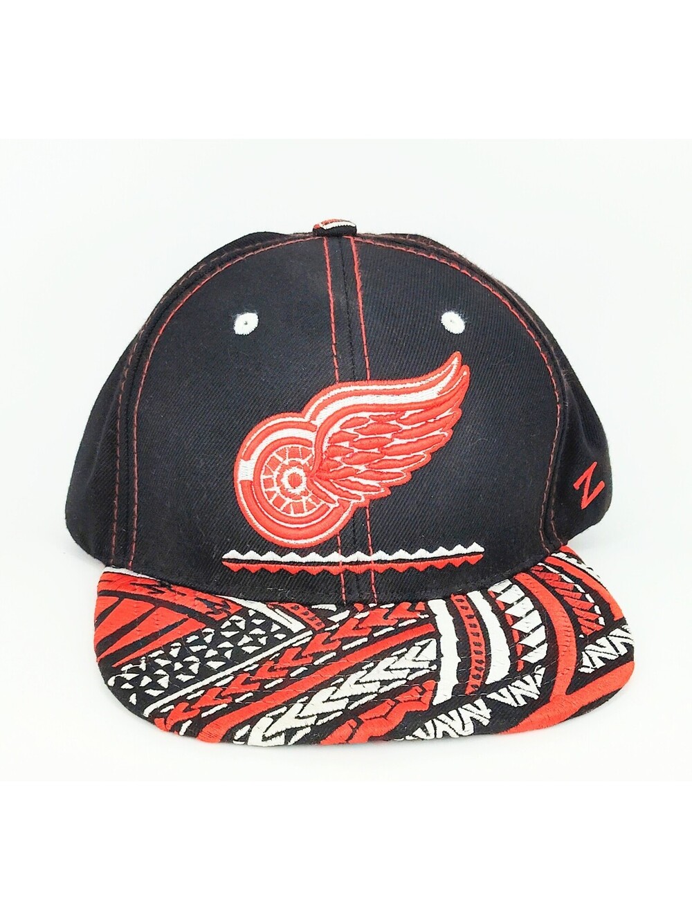 Detroit Red Wings Snapback Hat Black Red Pattern Brim NHL Cap